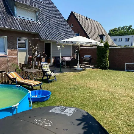 Im 2 Familien Haus Im Schonen ! Apartment *